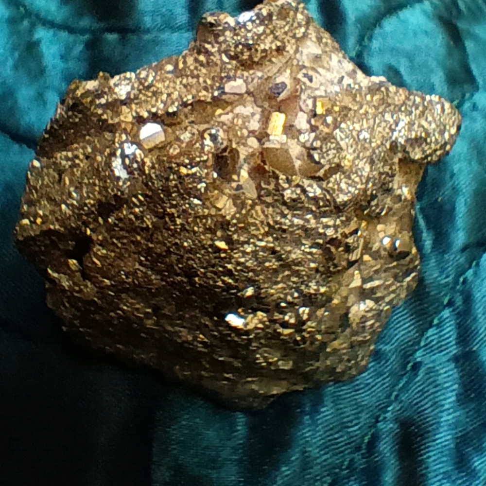 Pyrite palm stone